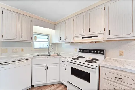 47 Delaware Court S Palm Harbor FL 34684
