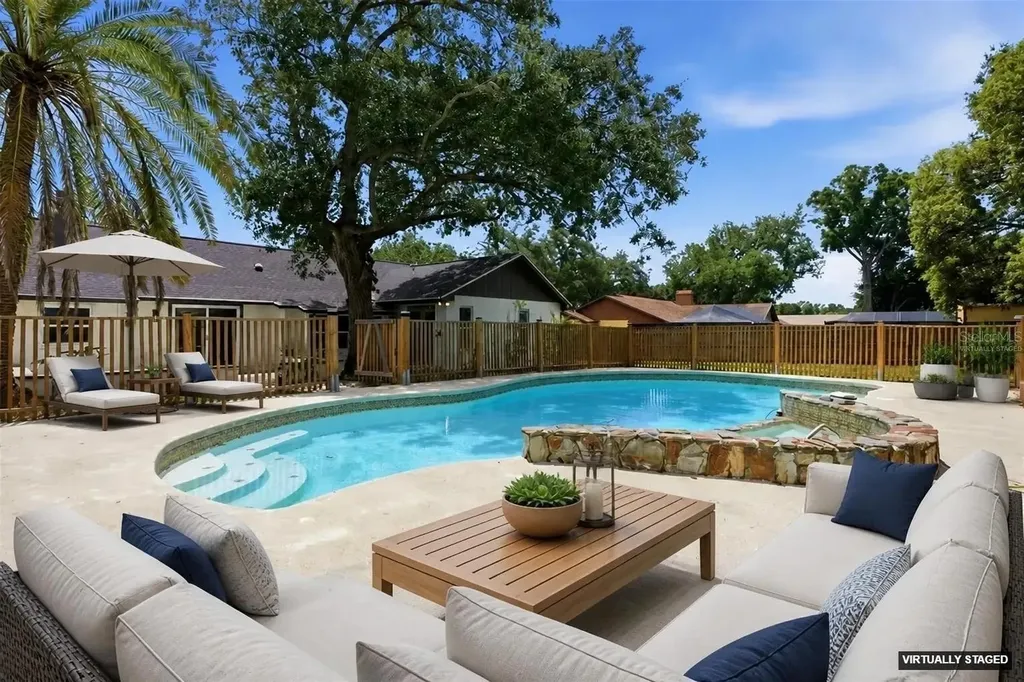 4110 Helene Place Valrico FL 33594