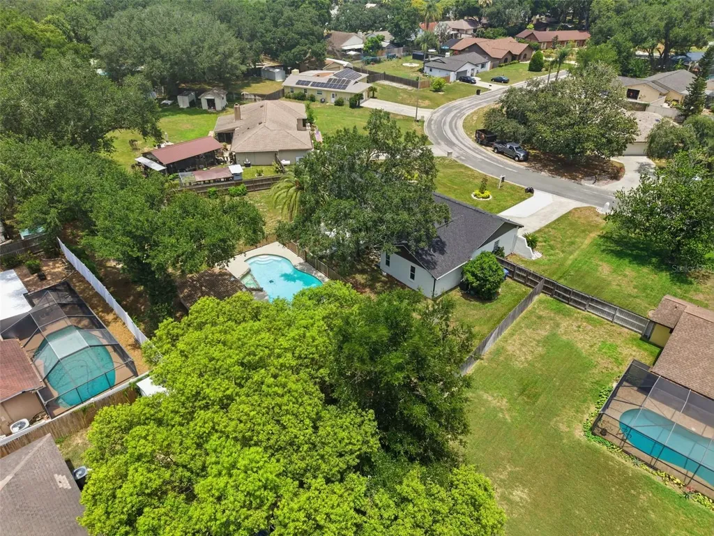 4110 Helene Place Valrico FL 33594