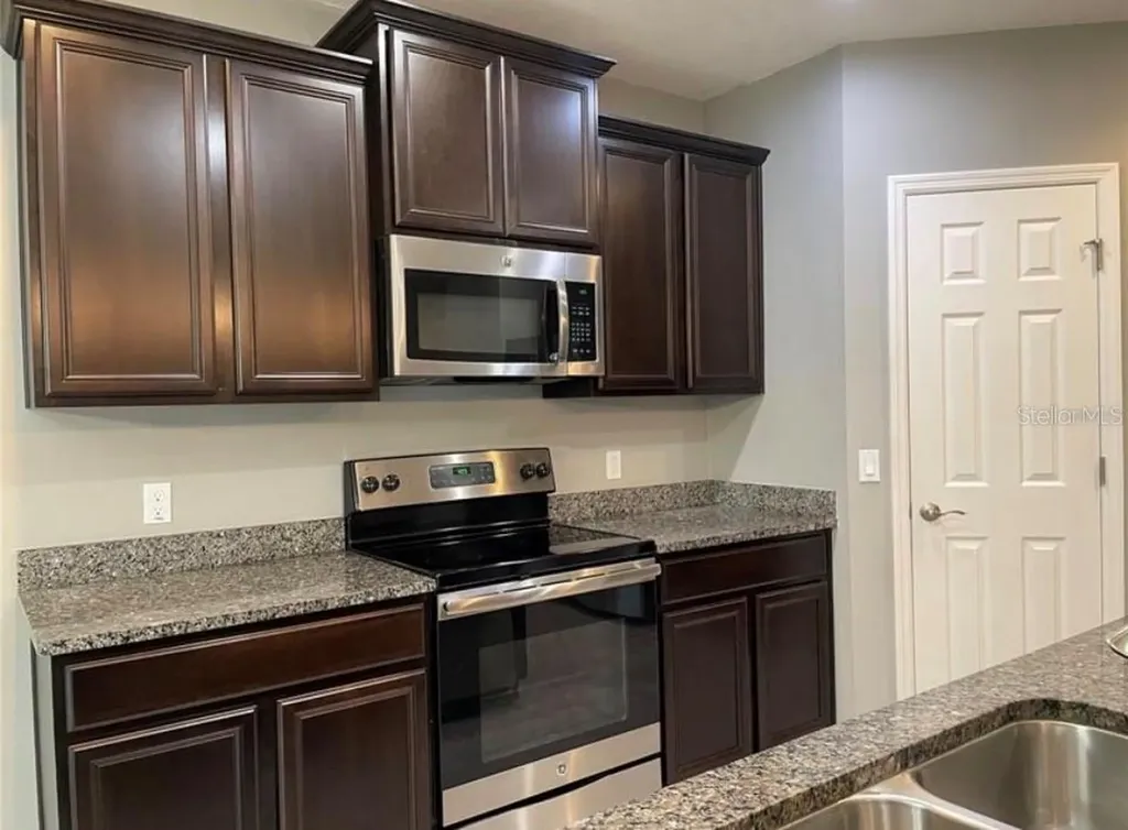 3813 Carrick Bend Drive Kissimmee FL 34746