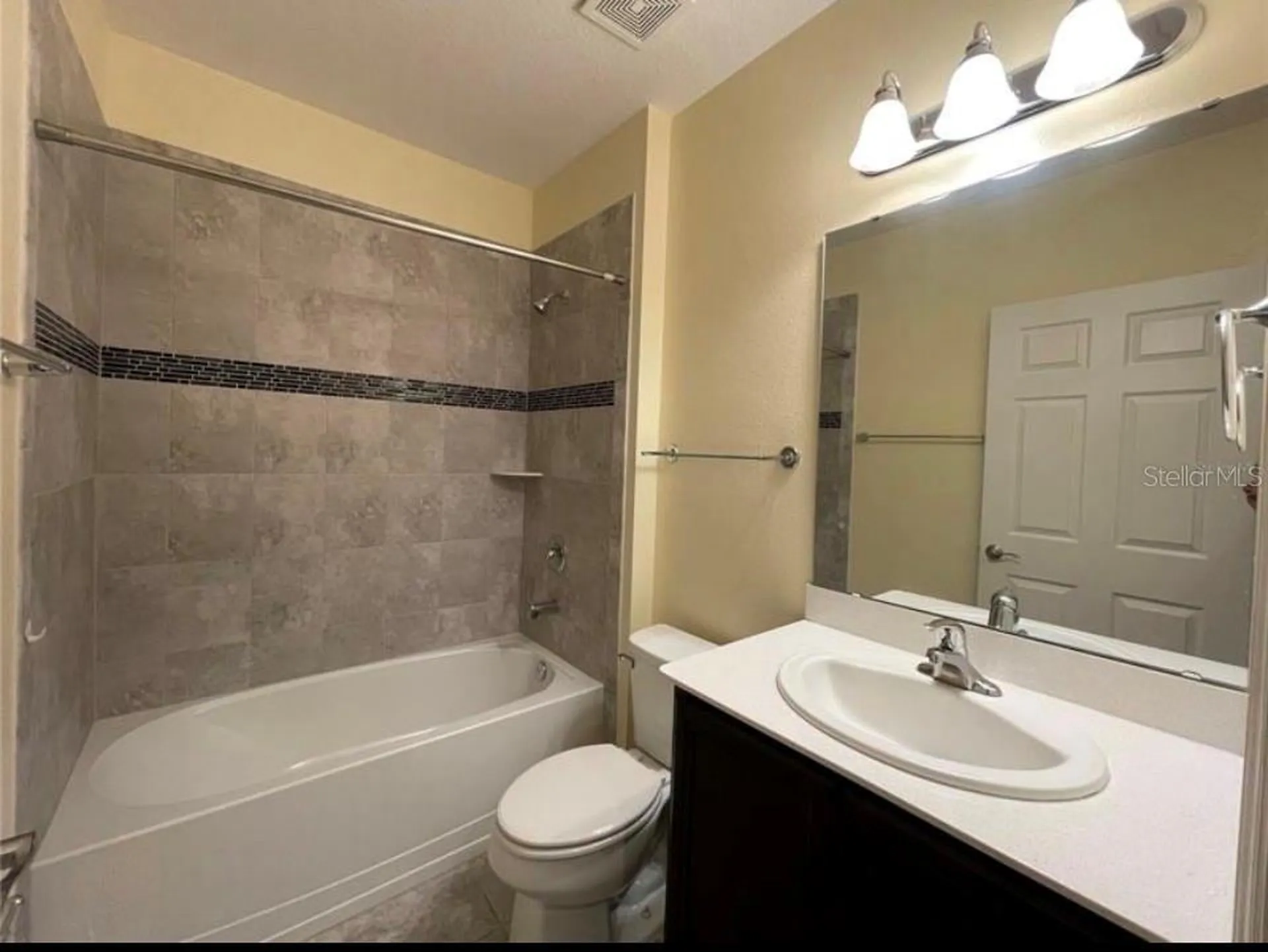 3813 Carrick Bend Drive Kissimmee FL 34746