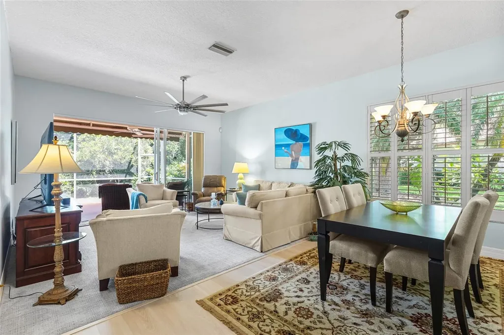6662 Oakbrooke Circle Bradenton FL 34202