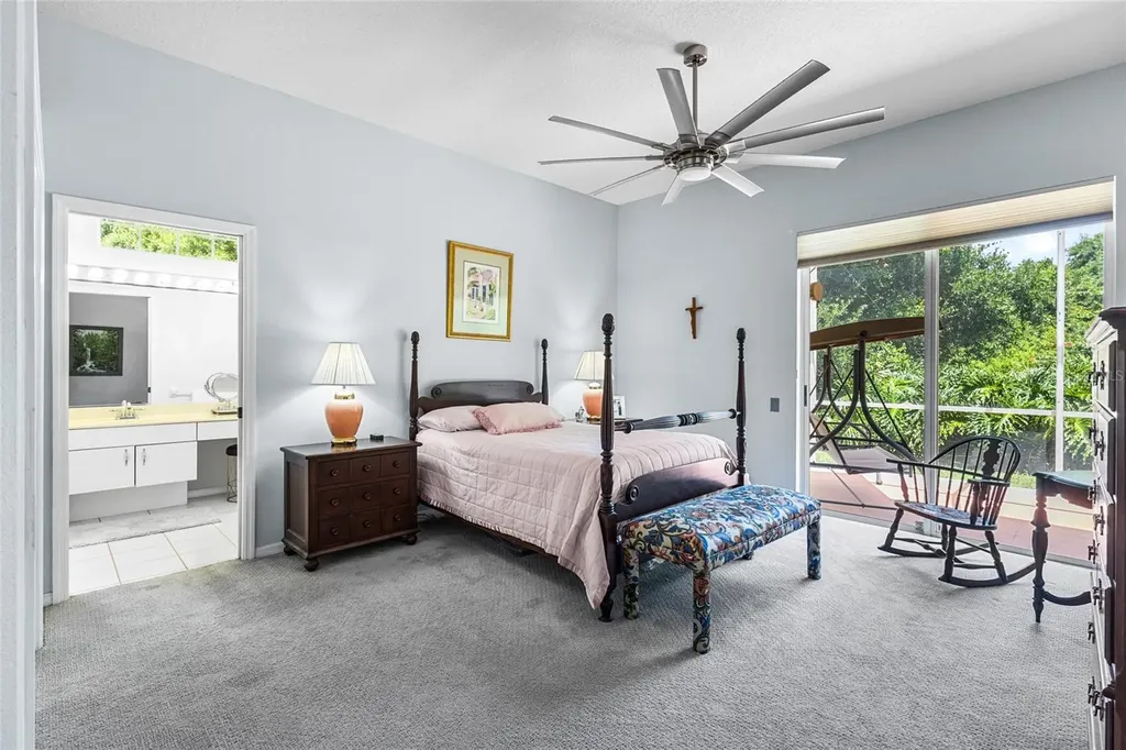 6662 Oakbrooke Circle Bradenton FL 34202