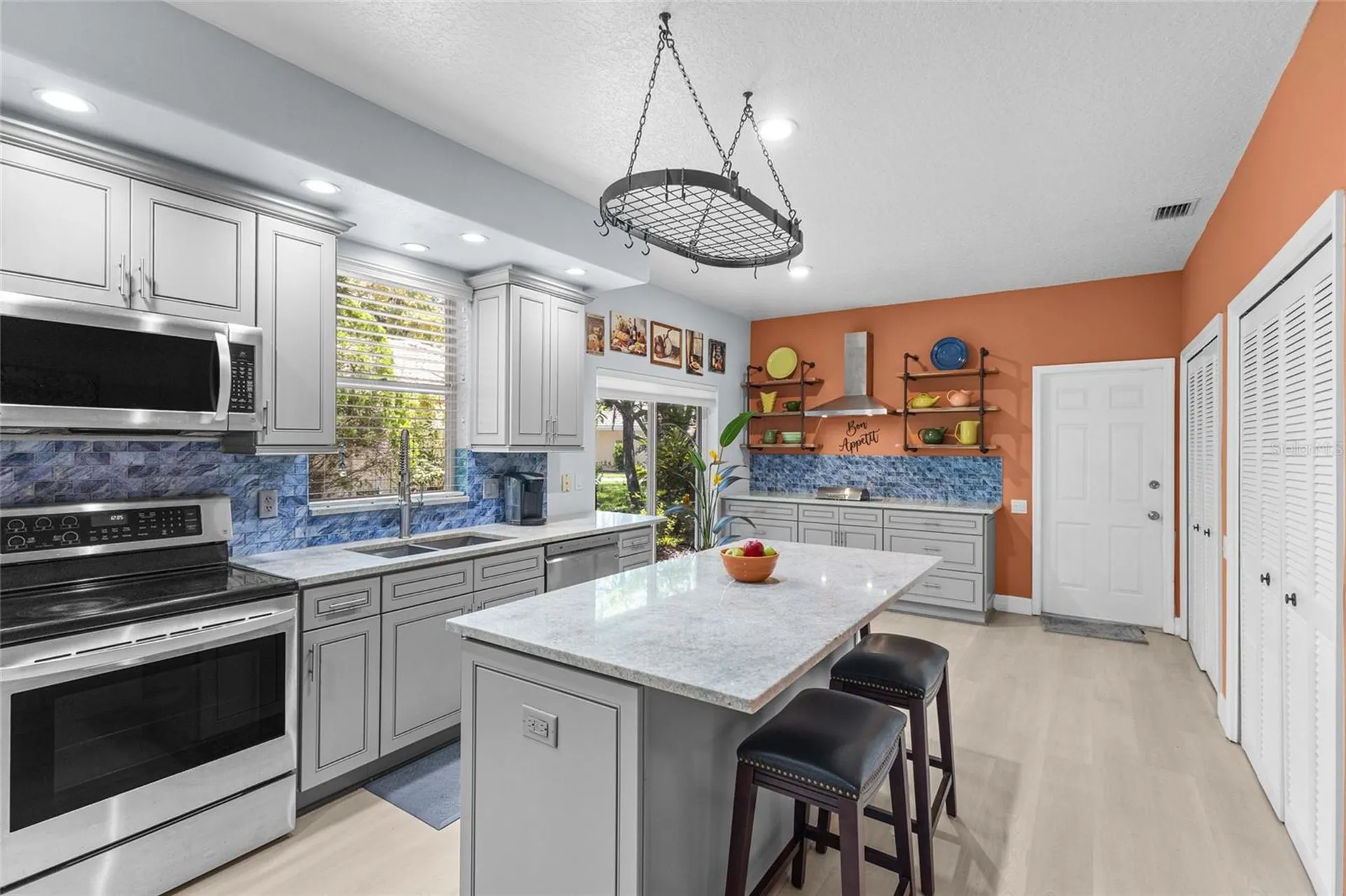 6662 Oakbrooke Circle Bradenton FL 34202