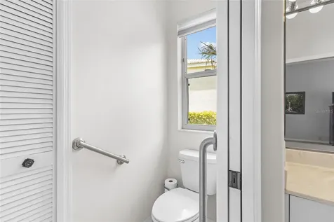 6662 Oakbrooke Circle Bradenton FL 34202