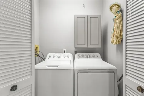 6662 Oakbrooke Circle Bradenton FL 34202