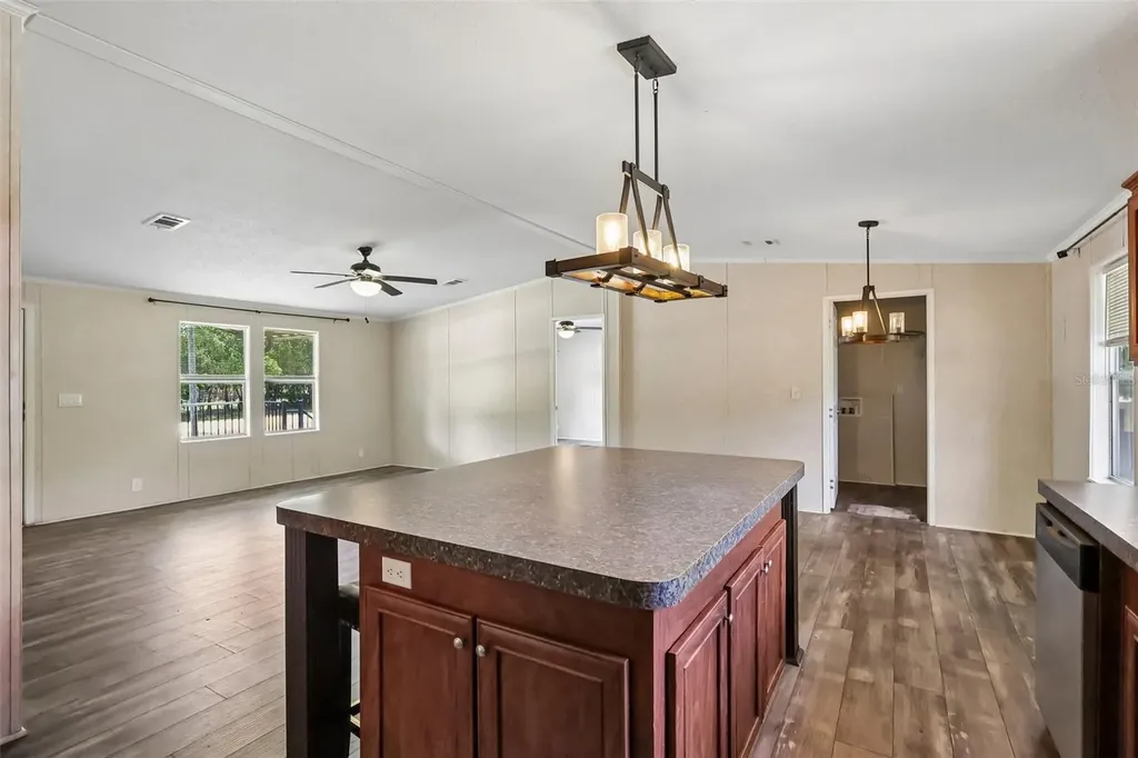 136 Creekwood Run Lakeland FL 33809