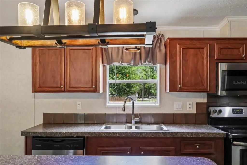 136 Creekwood Run Lakeland FL 33809