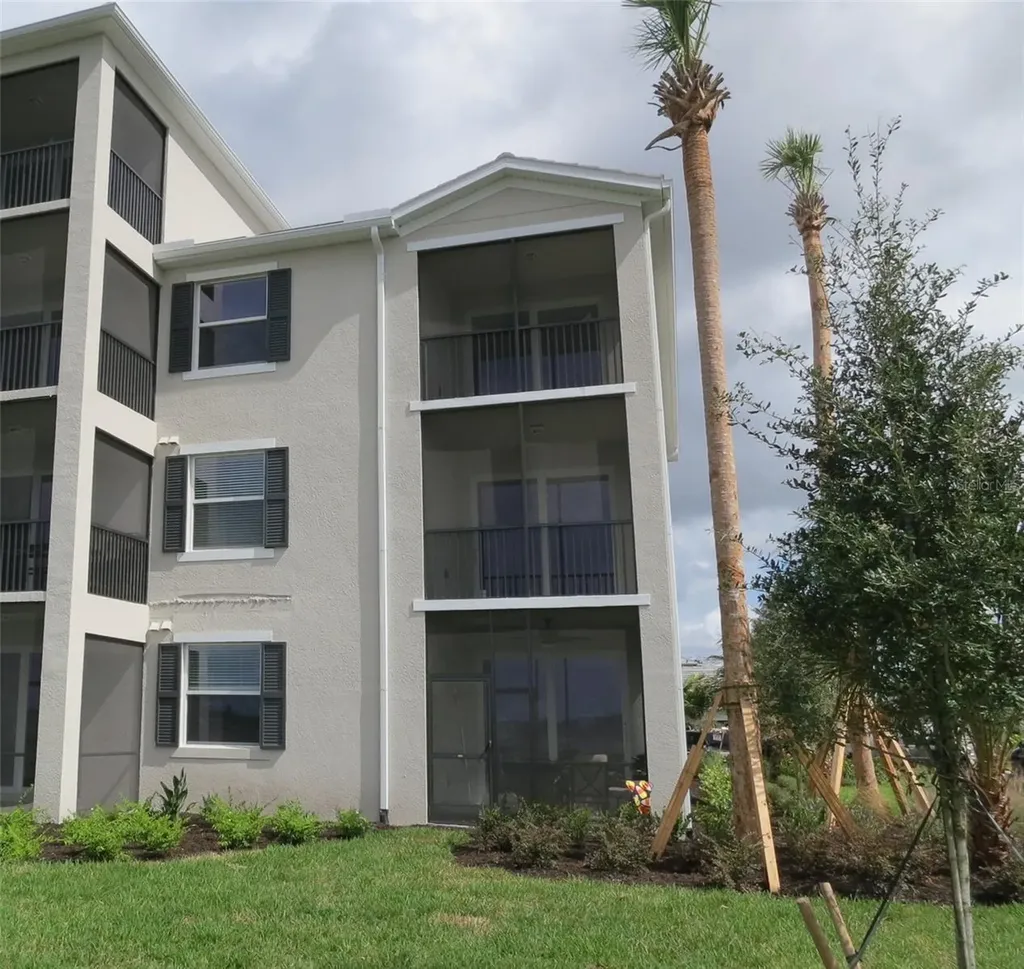 920 Tidewater Shores Loop Bradenton FL 34208