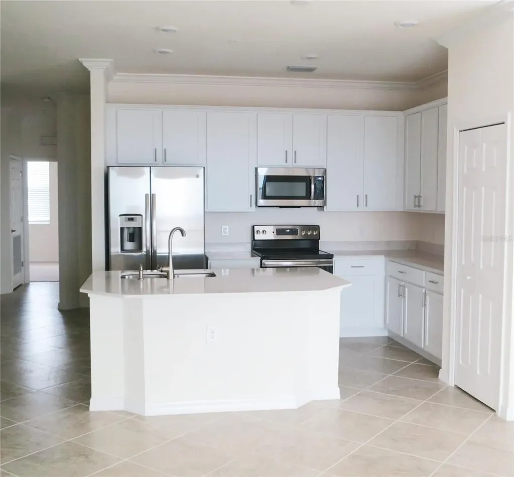 920 Tidewater Shores Loop Bradenton FL 34208