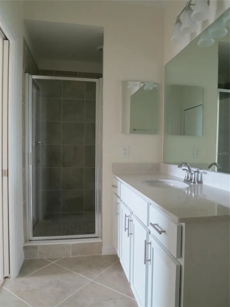 920 Tidewater Shores Loop Bradenton FL 34208