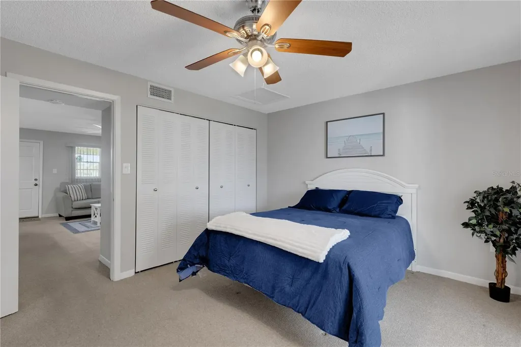 105 47th Avenue Drive W Bradenton FL 34207