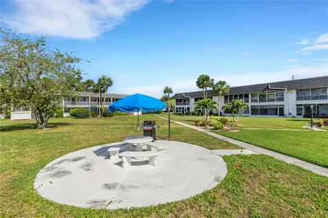 105 47th Avenue Drive W Bradenton FL 34207