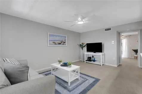 105 47th Avenue Drive W Bradenton FL 34207