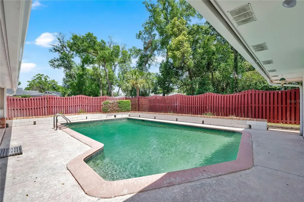 108 Pine Needle Lane Altamonte Springs FL 32714