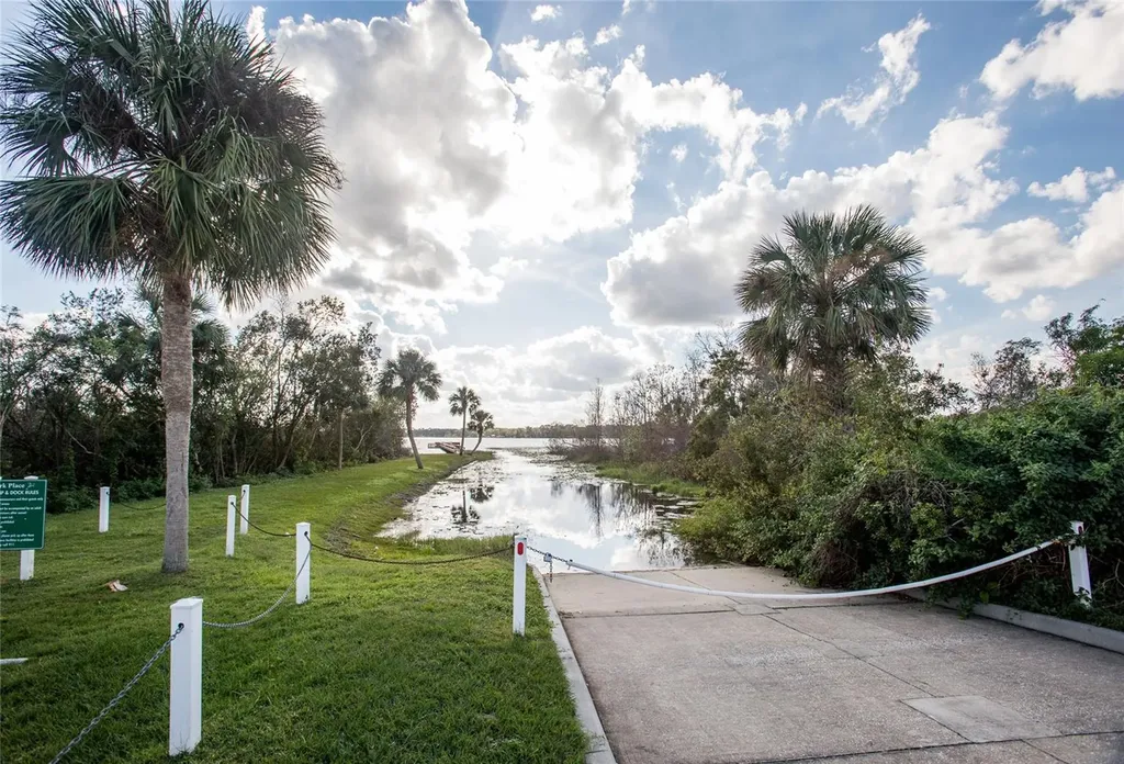19103 Park Place Boulevard Eustis FL 32736