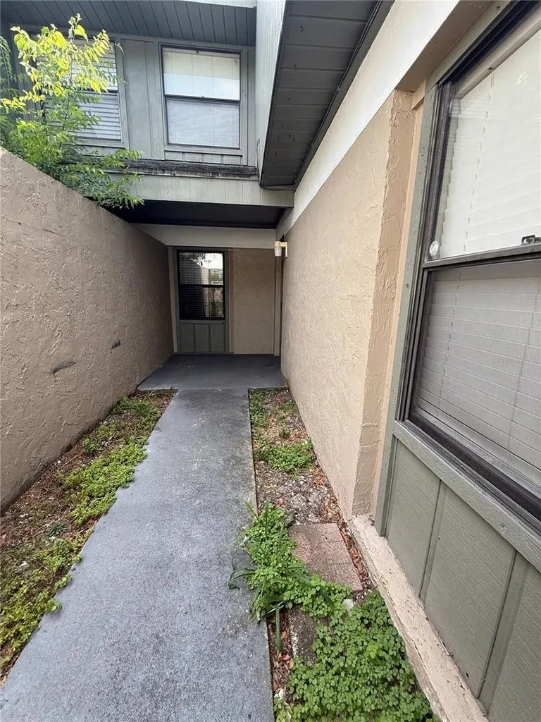 7200 SW 8th Avenue Gainesville FL 32607