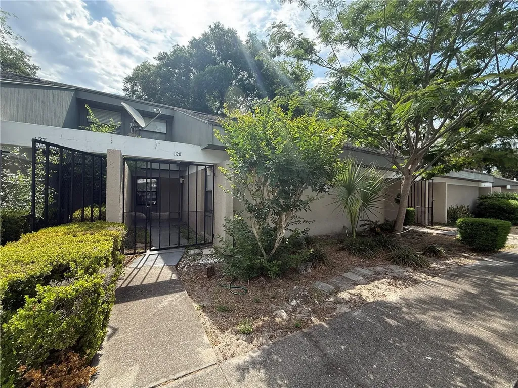 7200 SW 8th Avenue Gainesville FL 32607