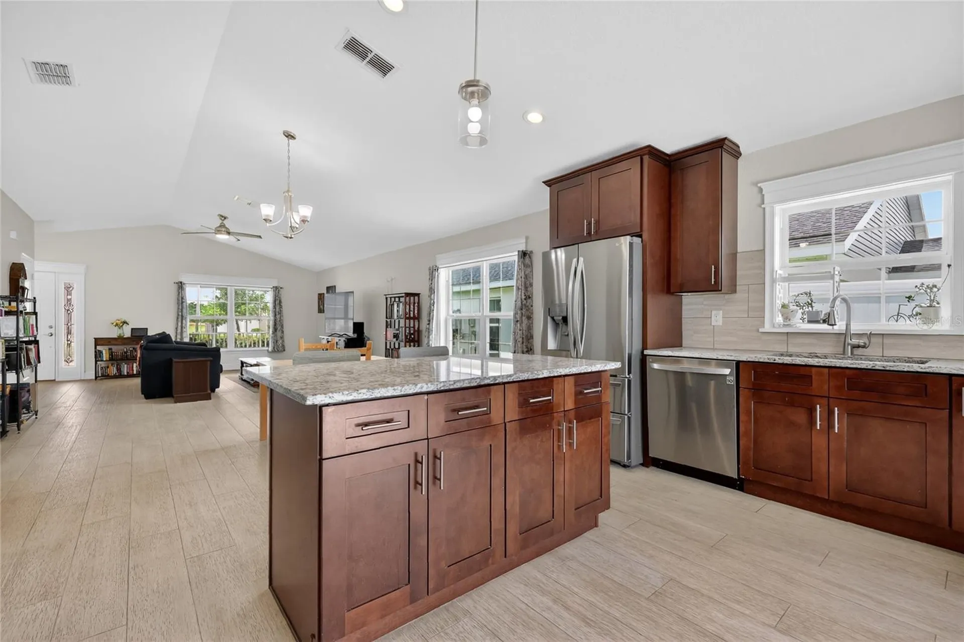 12591 NE 49th Drive Oxford FL 34484