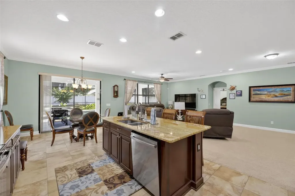 204 Dakota Hill Drive Seffner FL 33584