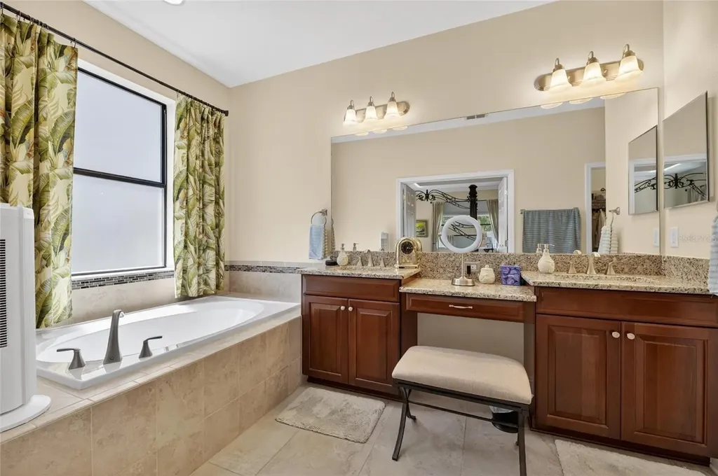 204 Dakota Hill Drive Seffner FL 33584