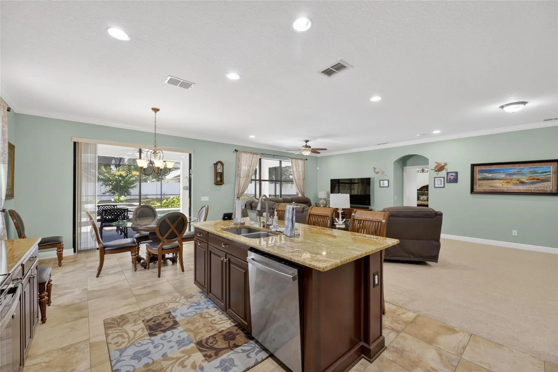 204 Dakota Hill Drive Seffner FL 33584