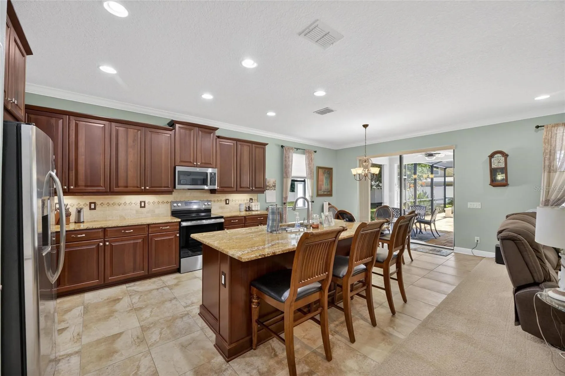 204 Dakota Hill Drive Seffner FL 33584