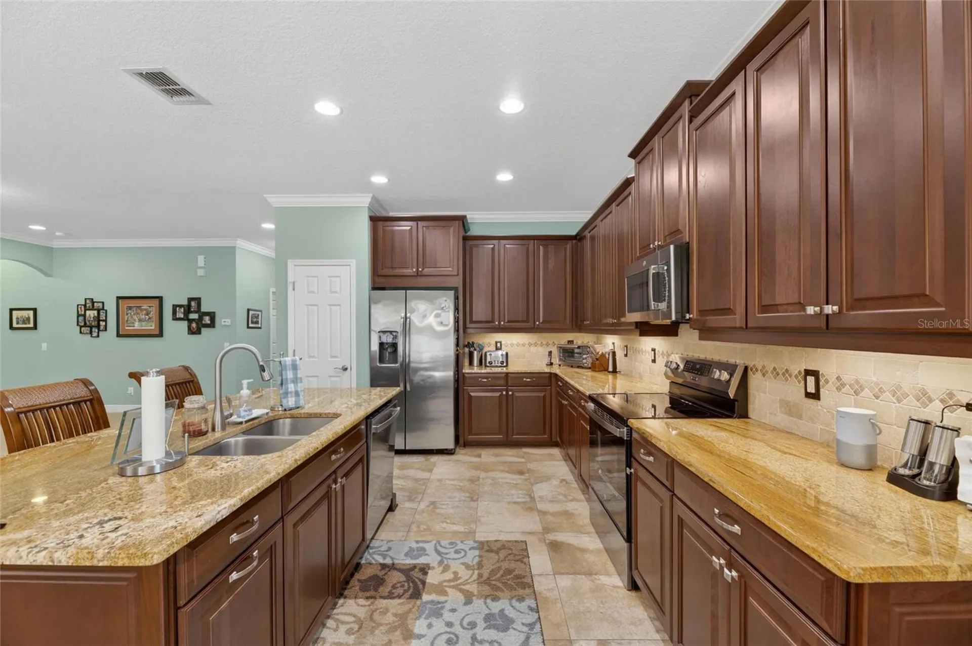 204 Dakota Hill Drive Seffner FL 33584