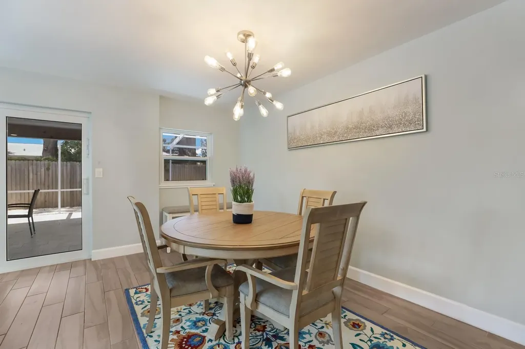 5720 Isanda Place Sarasota FL 34231