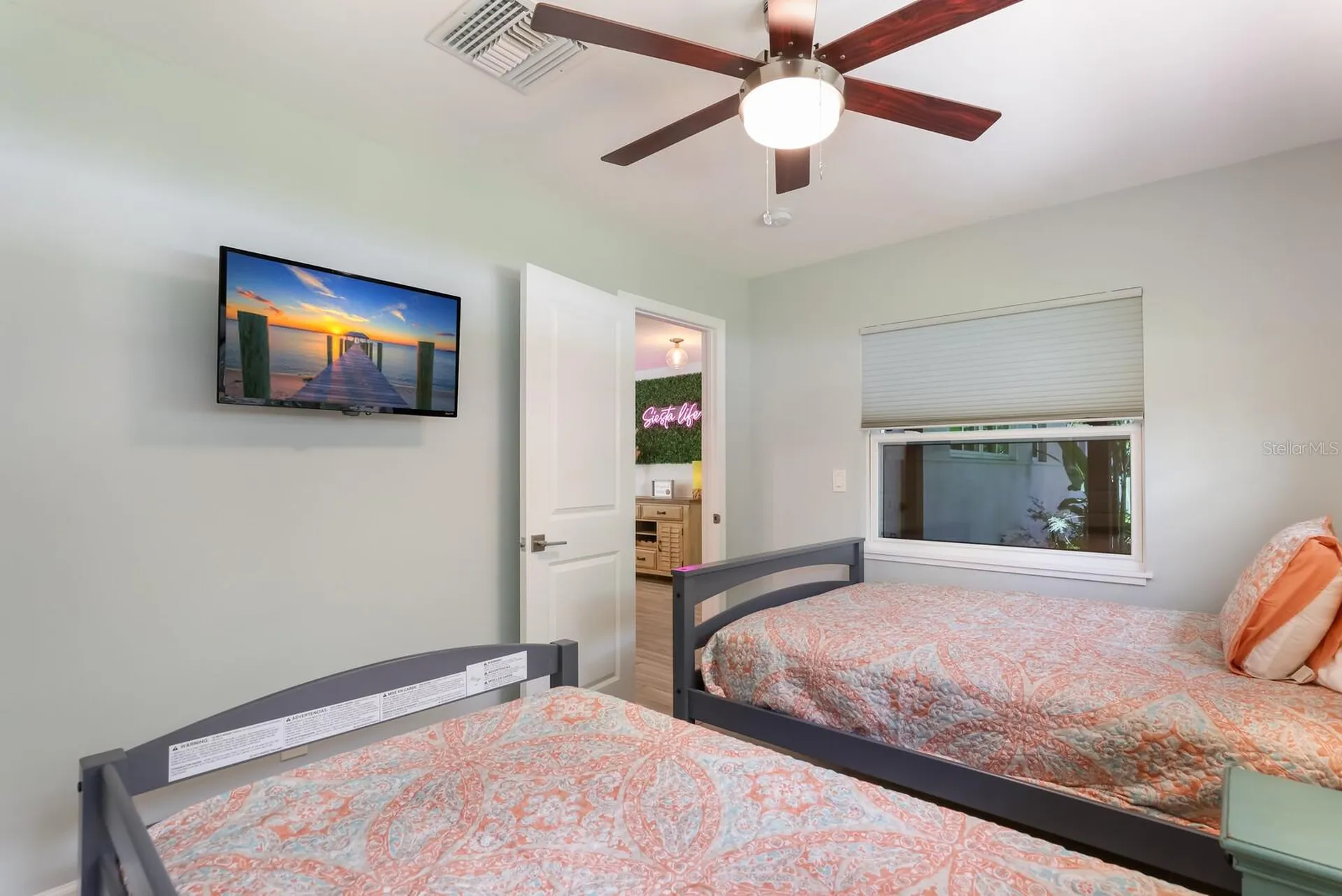 5720 Isanda Place Sarasota FL 34231