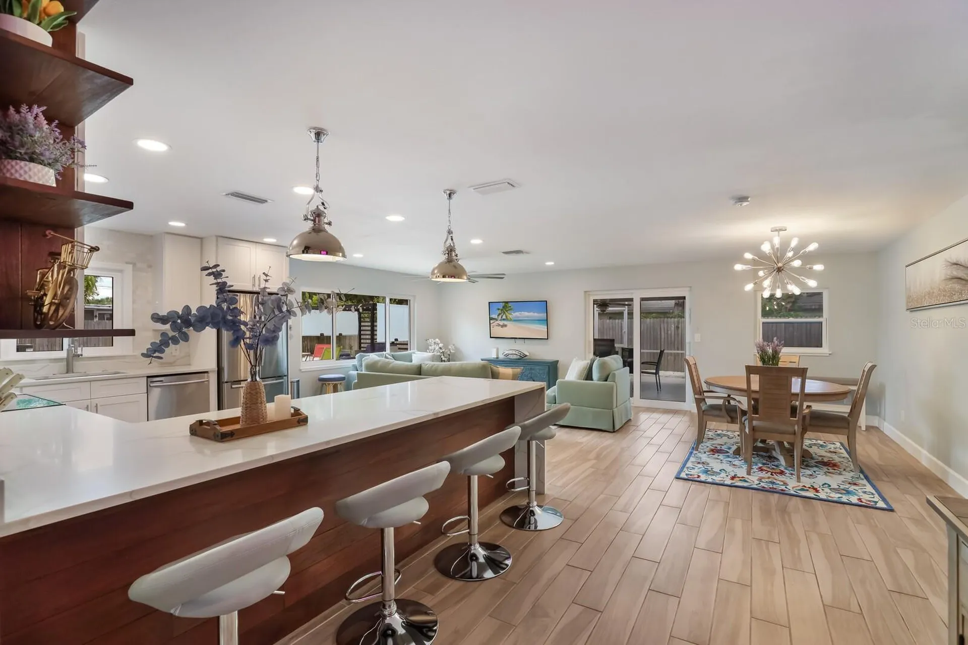 5720 Isanda Place Sarasota FL 34231