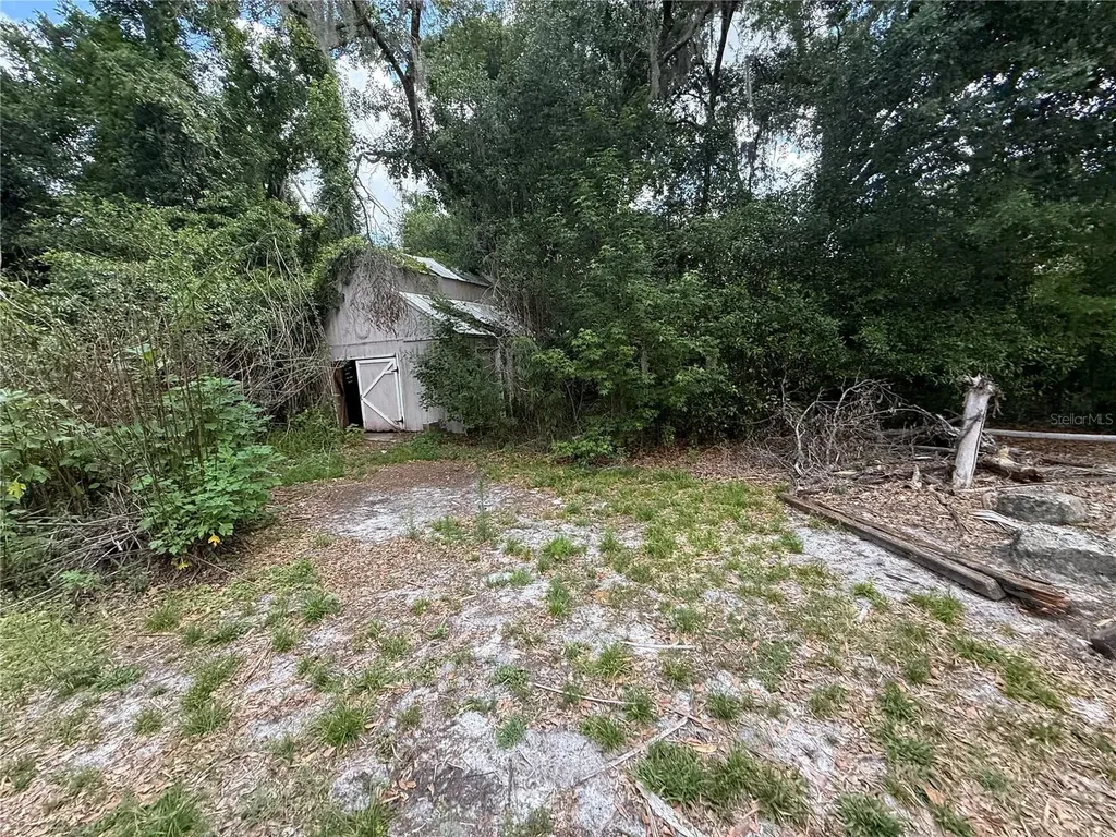 6904 Pinetree Lane E Lakeland FL 33811
