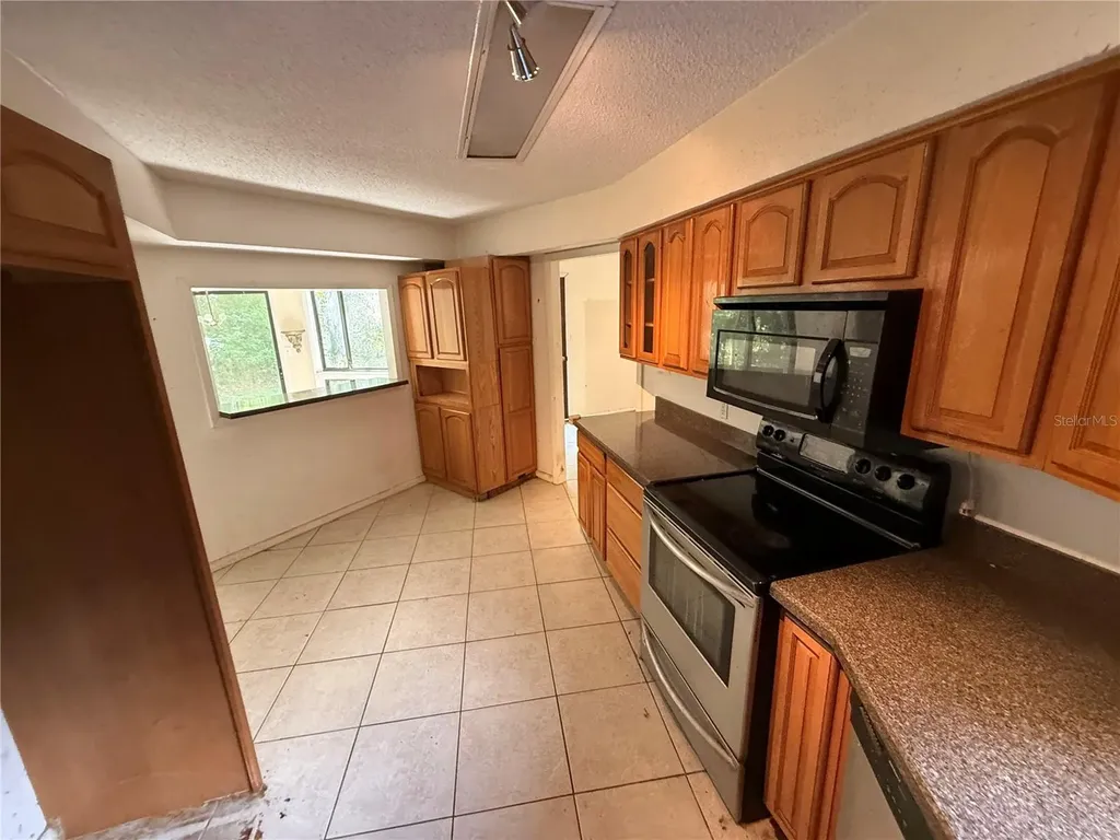6904 Pinetree Lane E Lakeland FL 33811