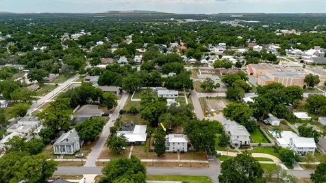 605 S Jackson Avenue Bartow FL 33830