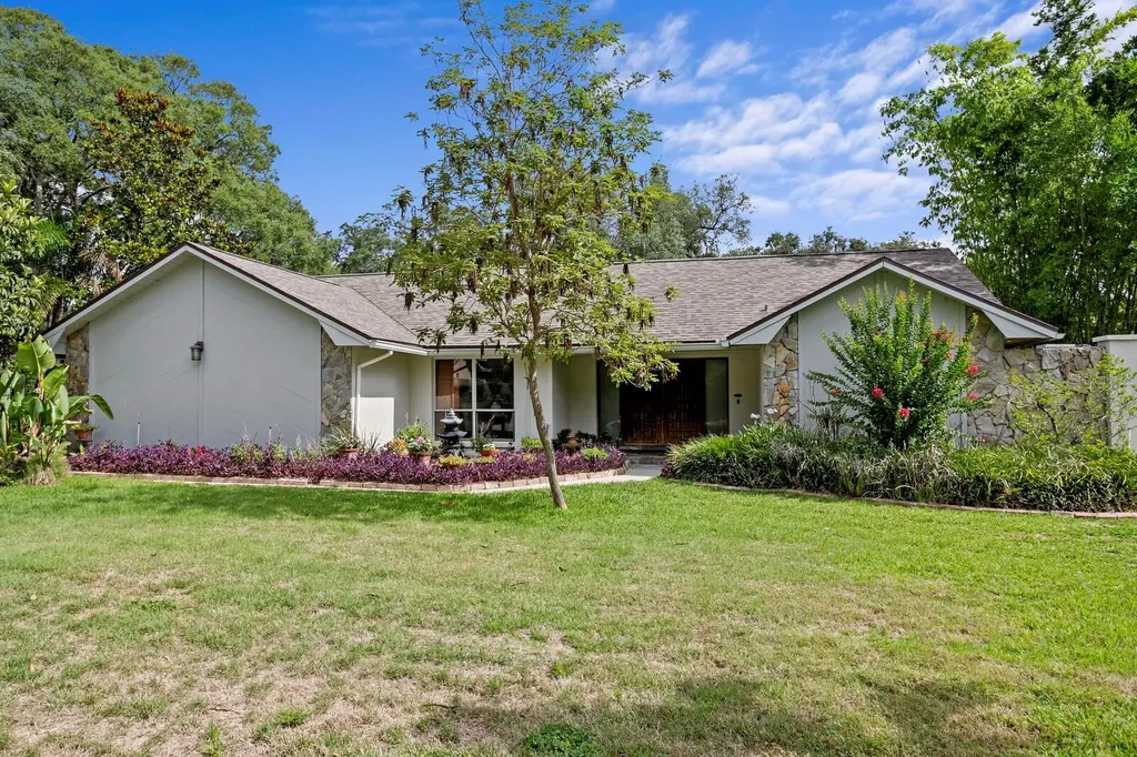 6314 E 112th Avenue Tampa FL 33617