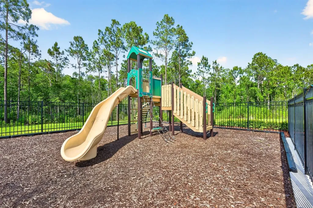 4107 Calusa Pine Road Daytona Beach FL 32124