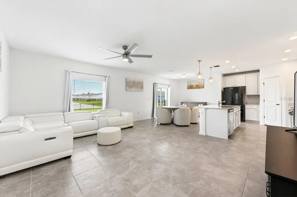4107 Calusa Pine Road Daytona Beach FL 32124