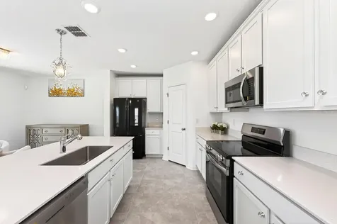 4107 Calusa Pine Road Daytona Beach FL 32124