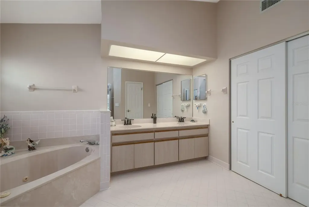 6 San Miguel Court Palm Coast FL 32137