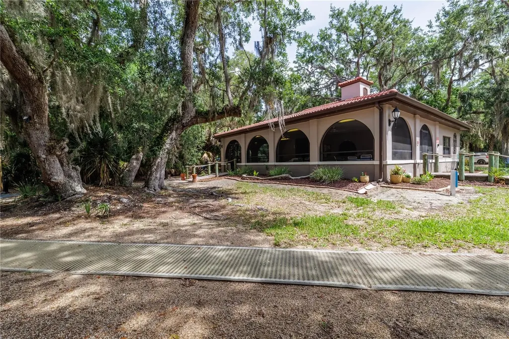 6 San Miguel Court Palm Coast FL 32137
