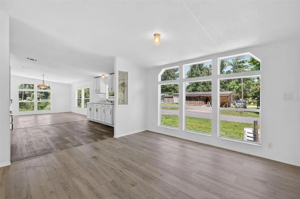 2630 County Road 426c Lake Panasoffkee FL 33538