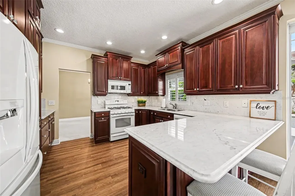 2429 Turnberry Drive Oviedo FL 32765
