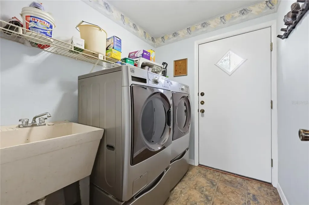 2446 NW 35th Terrace Gainesville FL 32605