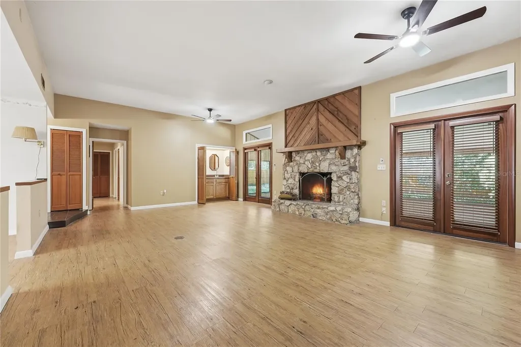 2446 NW 35th Terrace Gainesville FL 32605
