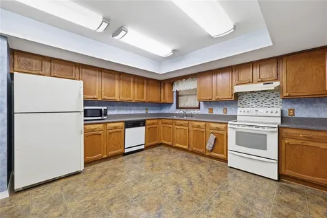 2446 NW 35th Terrace Gainesville FL 32605