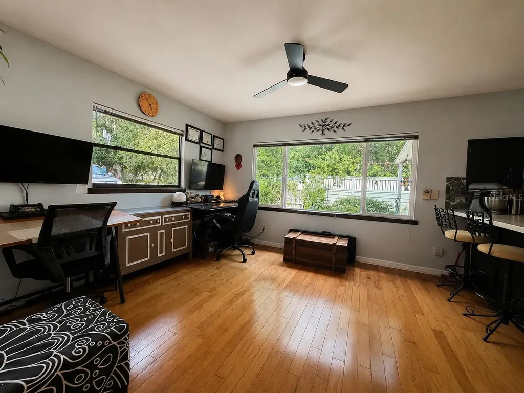 1724 SE 164th Circle Ocklawaha FL 32179