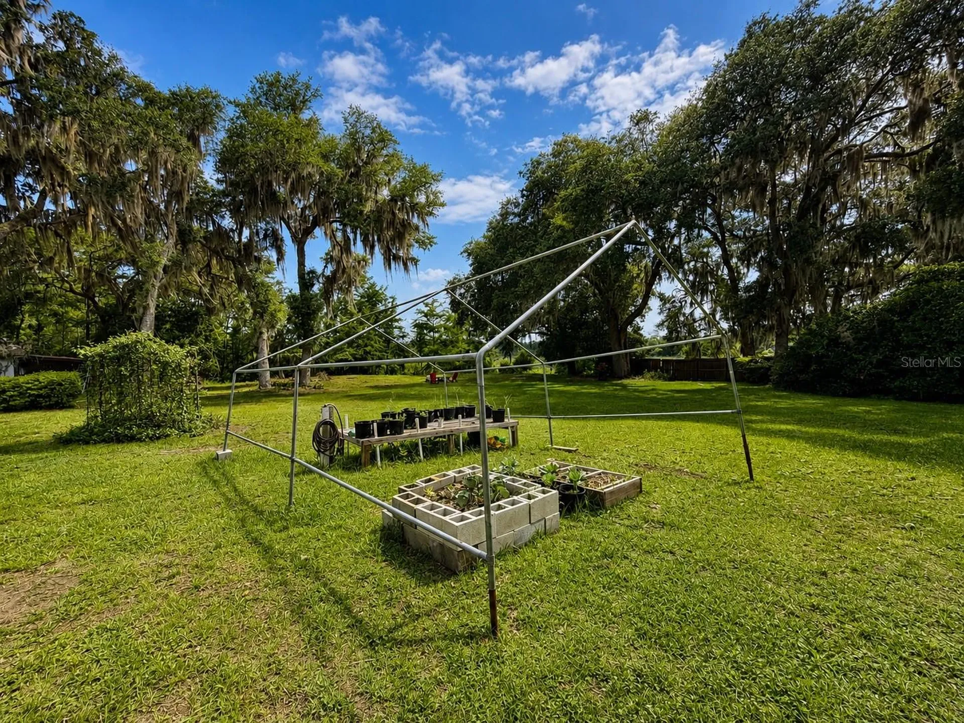 1724 SE 164th Circle Ocklawaha FL 32179