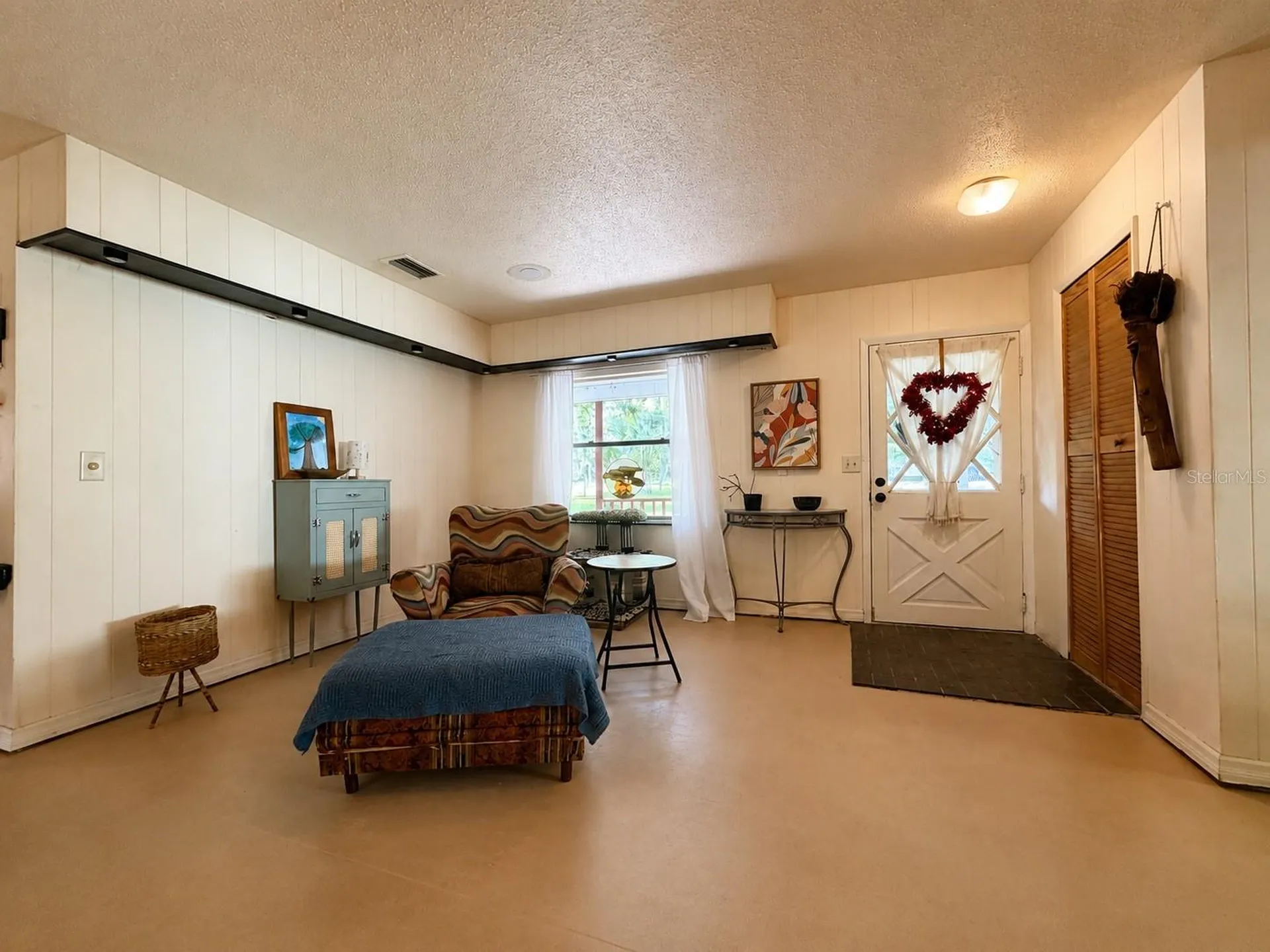 1724 SE 164th Circle Ocklawaha FL 32179