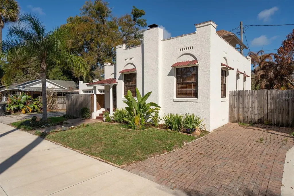225 Hibiscus Court Orlando FL 32801
