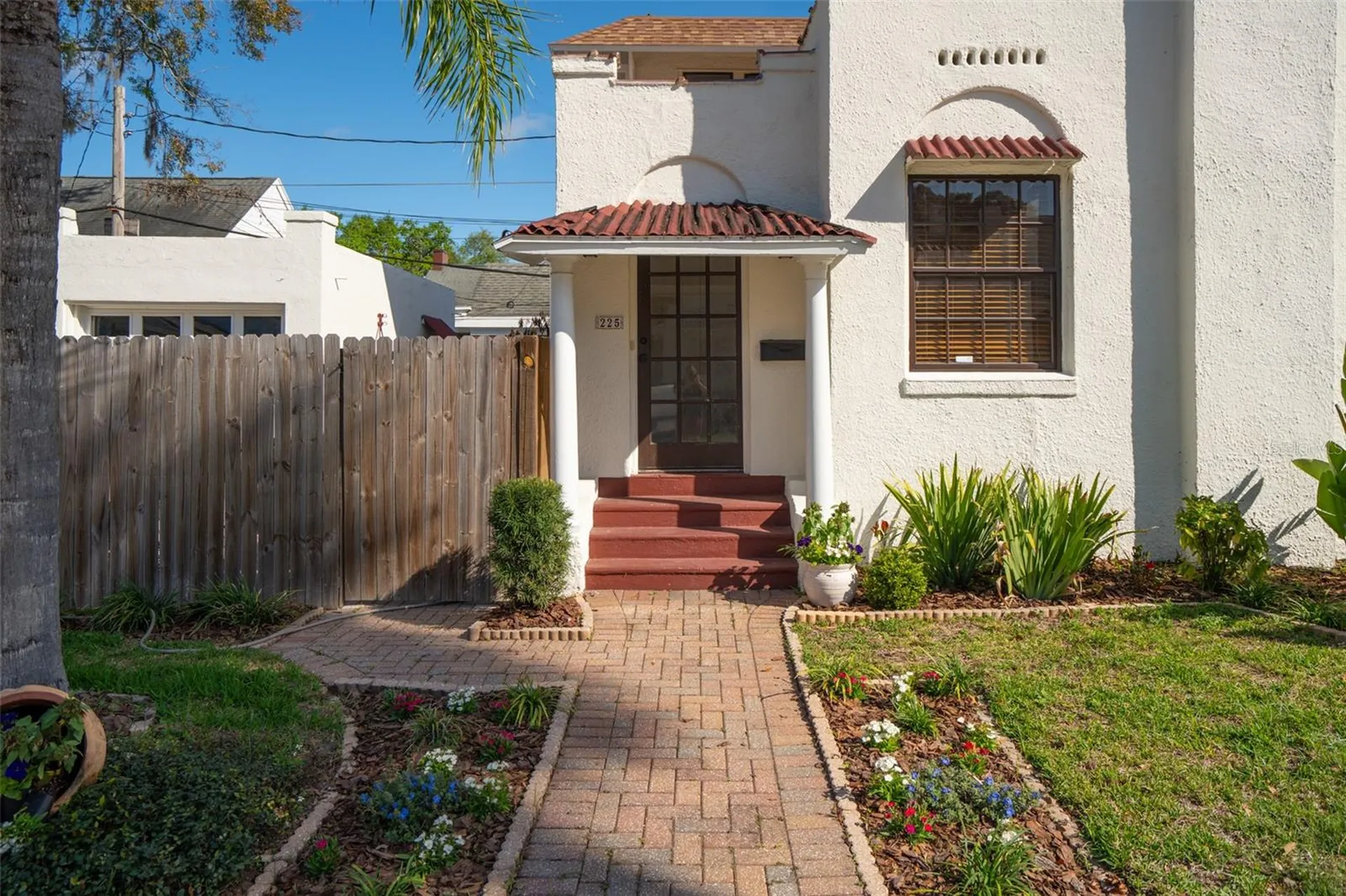 225 Hibiscus Court Orlando FL 32801
